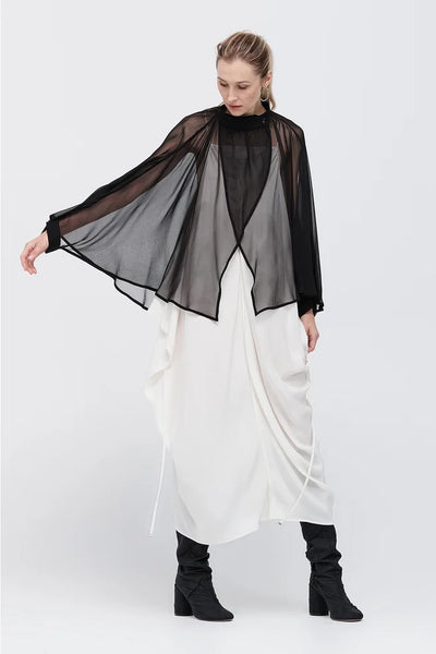 Taylor: COLLATE SLEEVE - BLACK