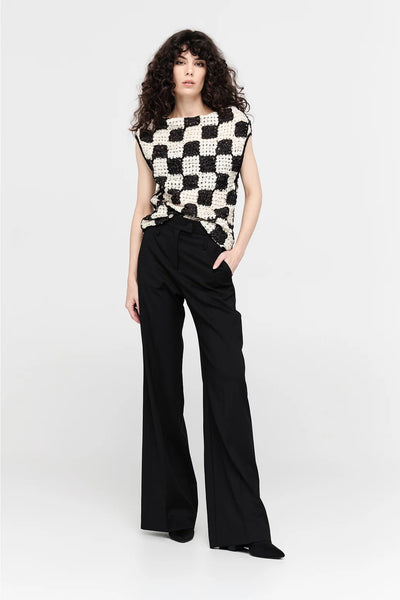 Taylor: Dama Top - Black/Chalk