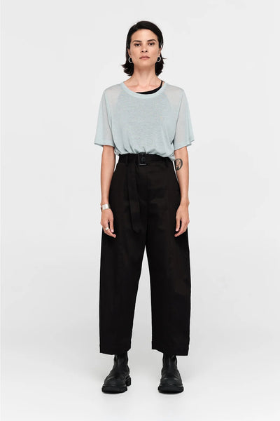 Taylor: Base Tee - Smoke