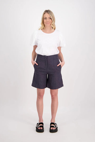 Briarwood: Pax Shorts . Black