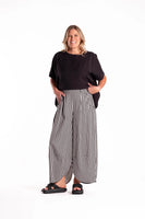 Deeanne Hobbs: Apartmento Pants. Striped.