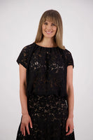 Briarwood: Scarlett Top. Black.