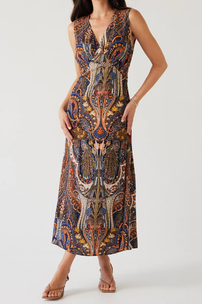 Tuesday: Set Dress. Dark Paisley.